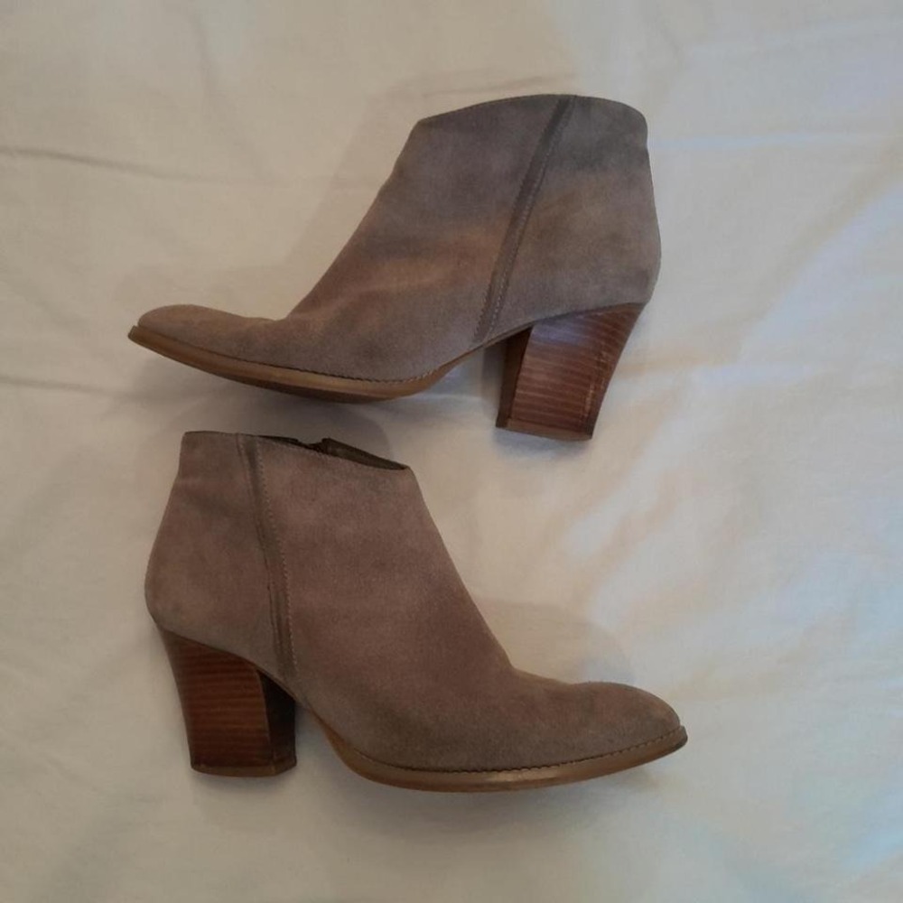 Women's Gray Suede Block Heel Ankle Boots Side Zip Fashion Shoes Size 8.5